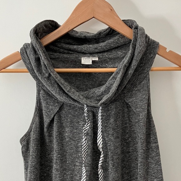 Twik women’s size small Charcoal Sleeveless Jersey Top - Picture 10 of 15